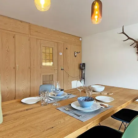 Sb28 - Cresta Jagd, Holz, Aussicht, Parkplatz Appartamento Sankt Moritz