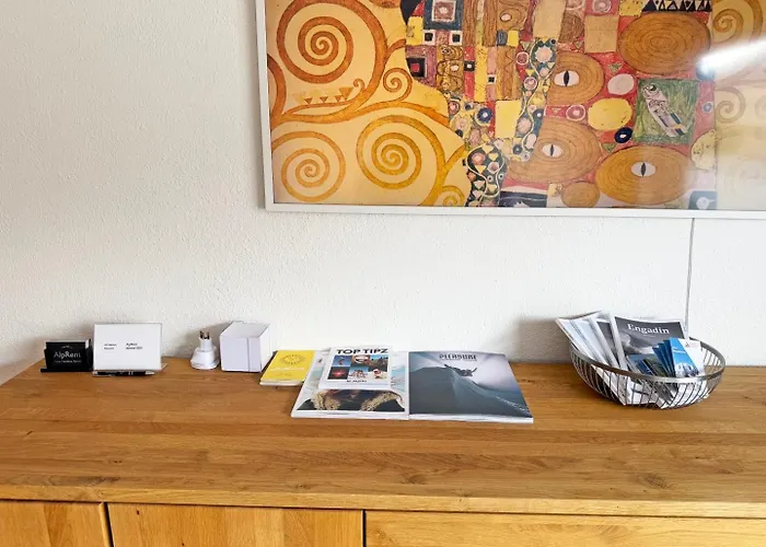 Sb28 - Cresta Jagd, Holz, Aussicht, Parkplatz St. Moritz